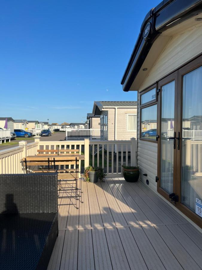 Camber Sands Seascape Horizon Decked Villa Dog Friendly Exterior photo
